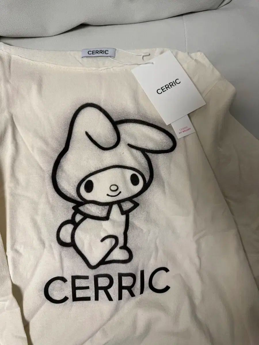 Cerric マイメロディ 長袖Tシャツ