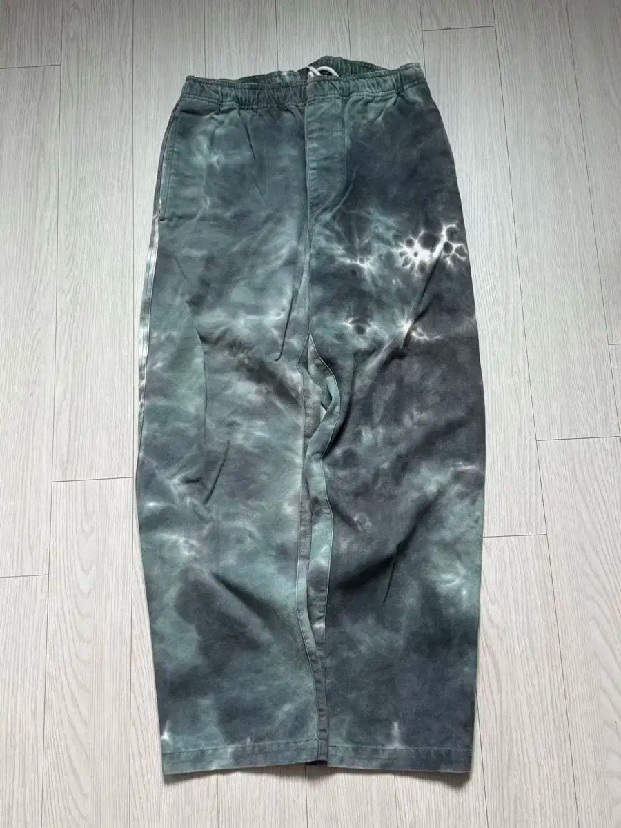 STUSSY タイダイ ビーチパンツ