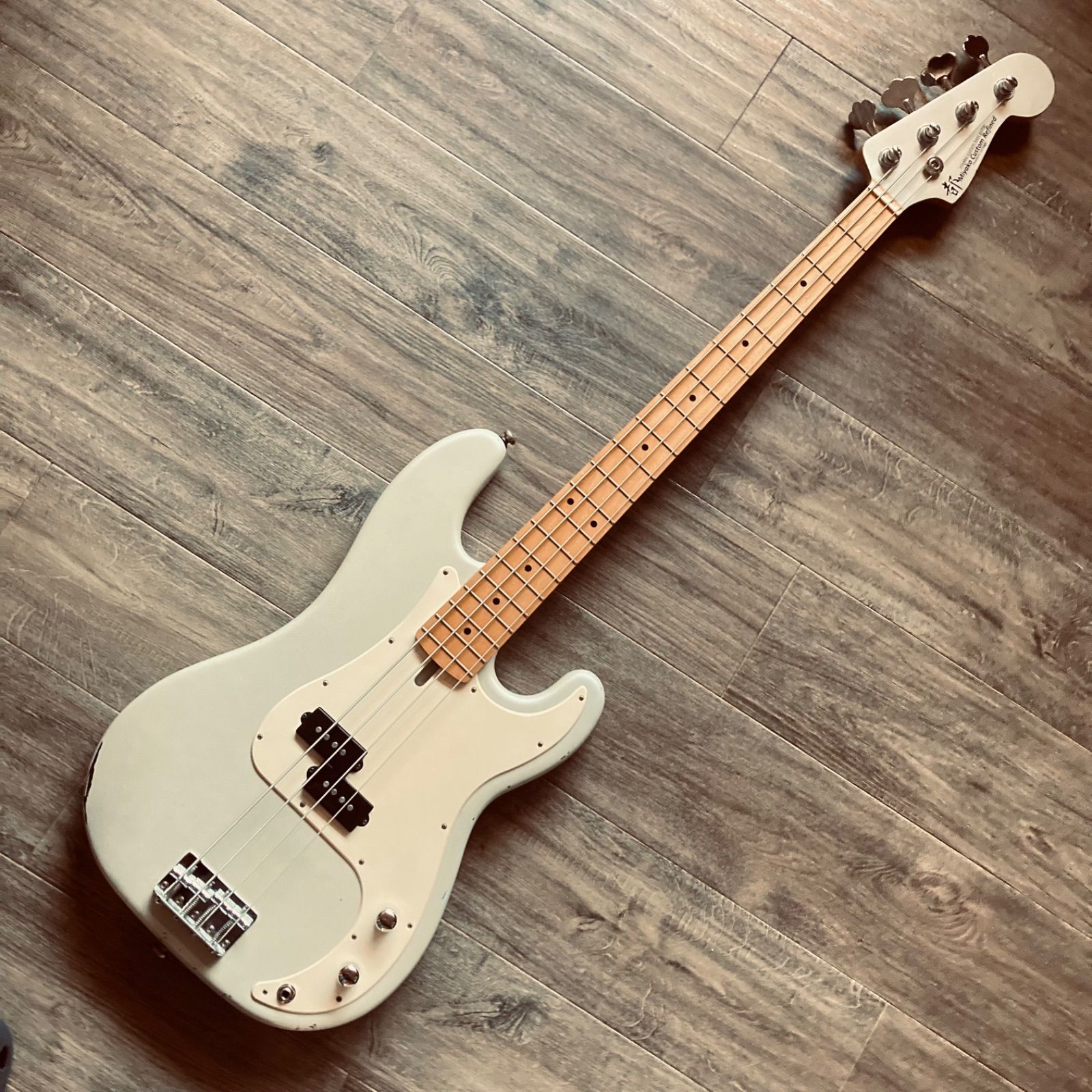 都 RMP 4 R metallic ivory