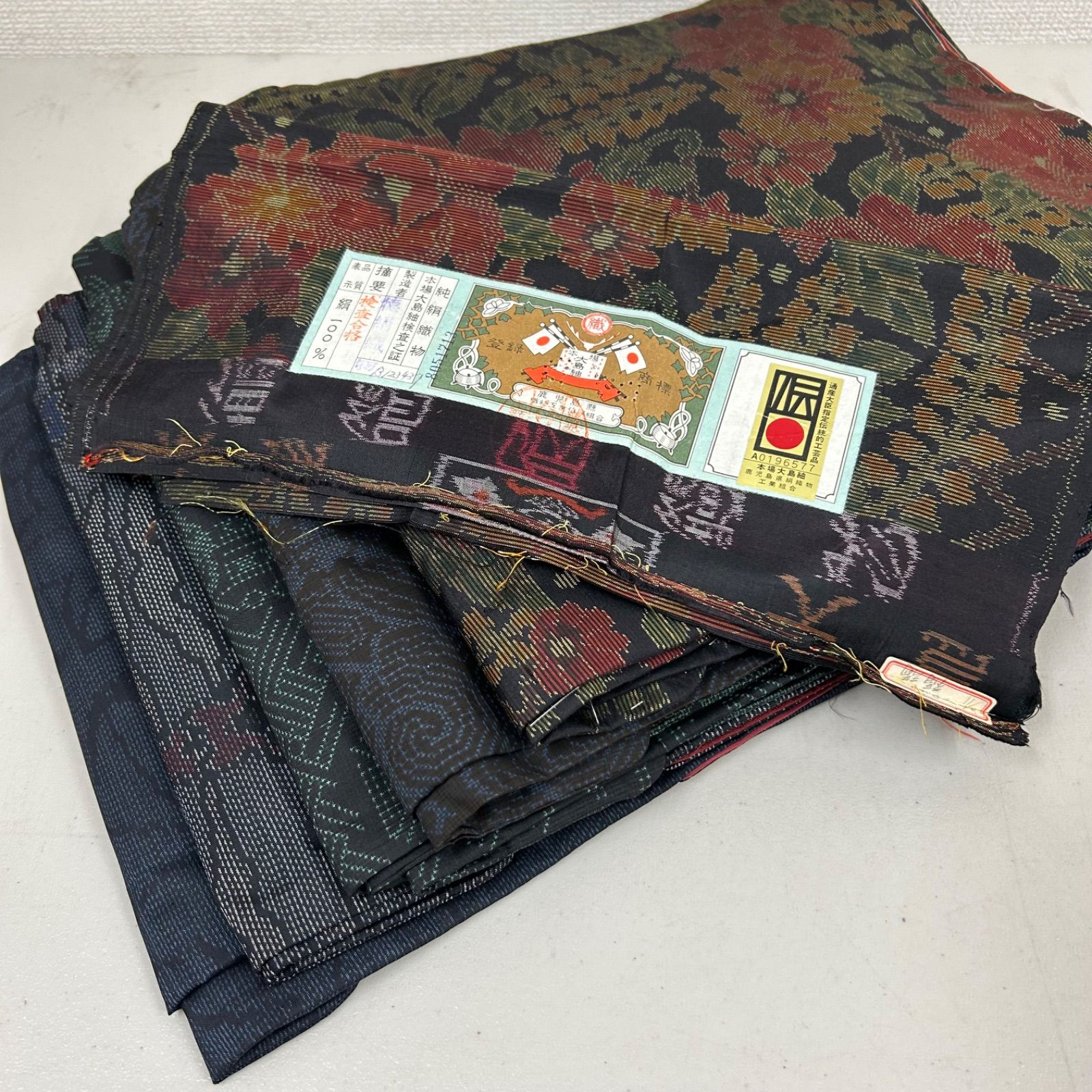 大島紬 着物 正絹 5着 着物まとめ売り リメイク材料 m-388 - メルカリ