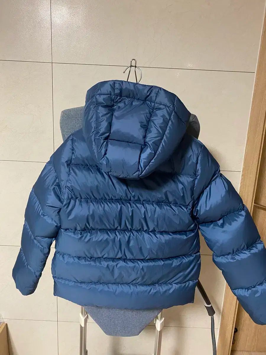 バーバリー キッズ 12 Y ダウン ほぼ