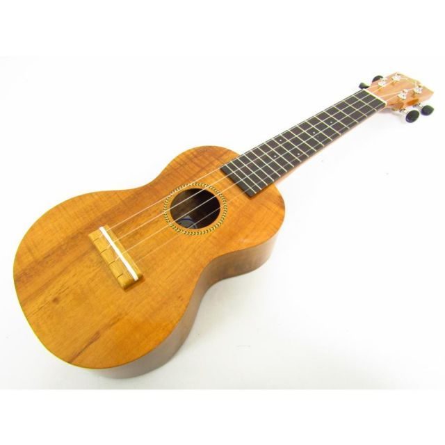 Famous FS-8 LN ウクレレ G 5063