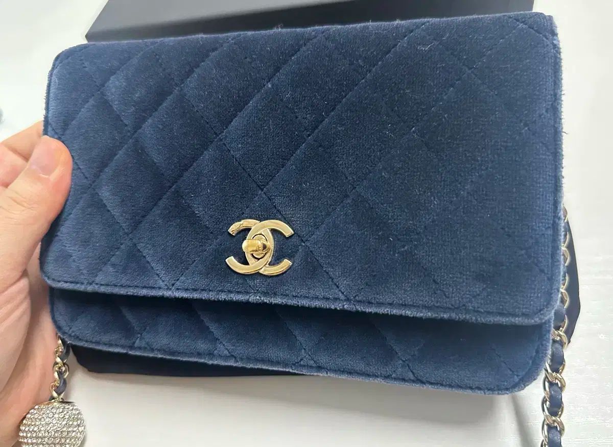 ツアーベルベット クリスタルボール