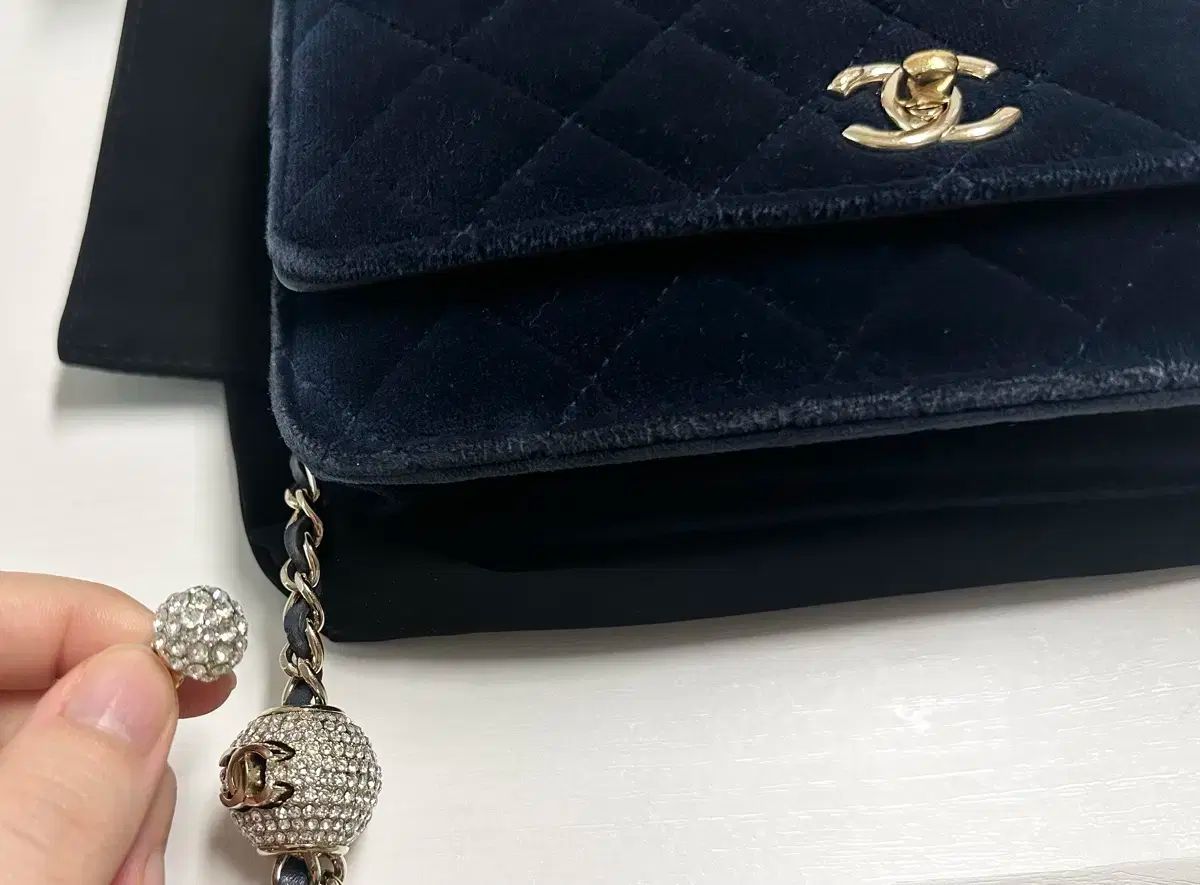 ツアーベルベット クリスタルボール