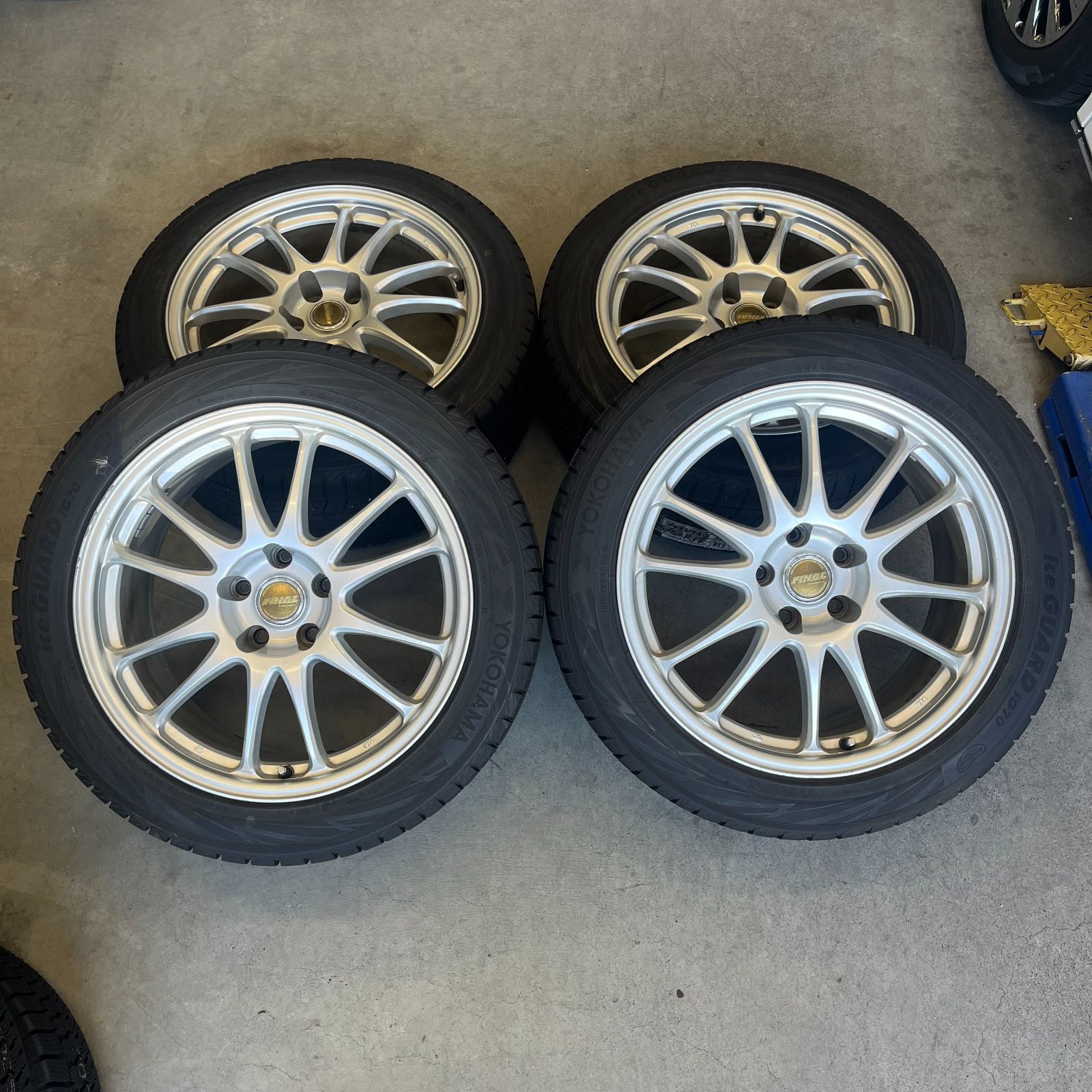 フェアレディＺ等 225 50 18インチ スタッドレスタイヤ アルミホイール C 39