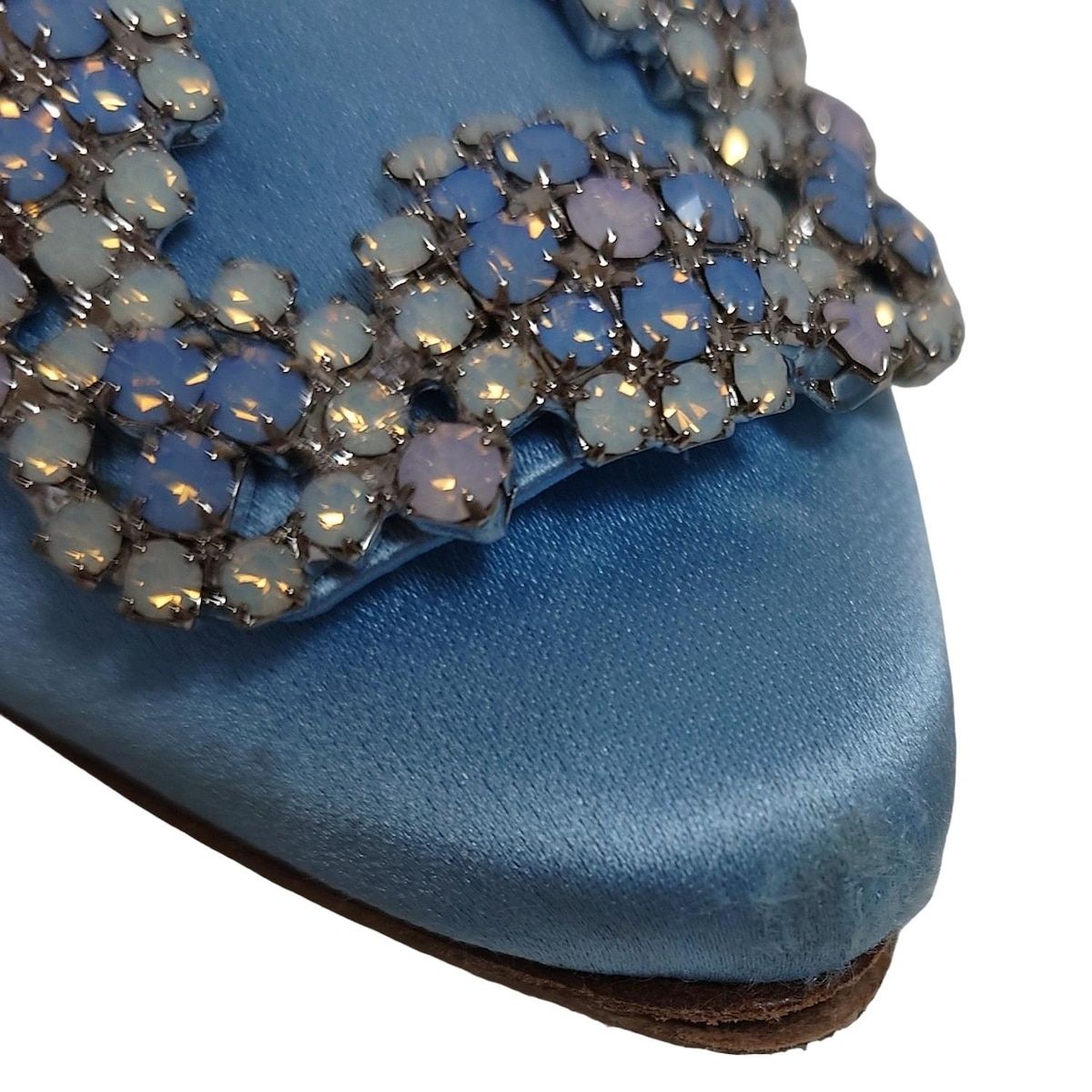 - ライトブルー