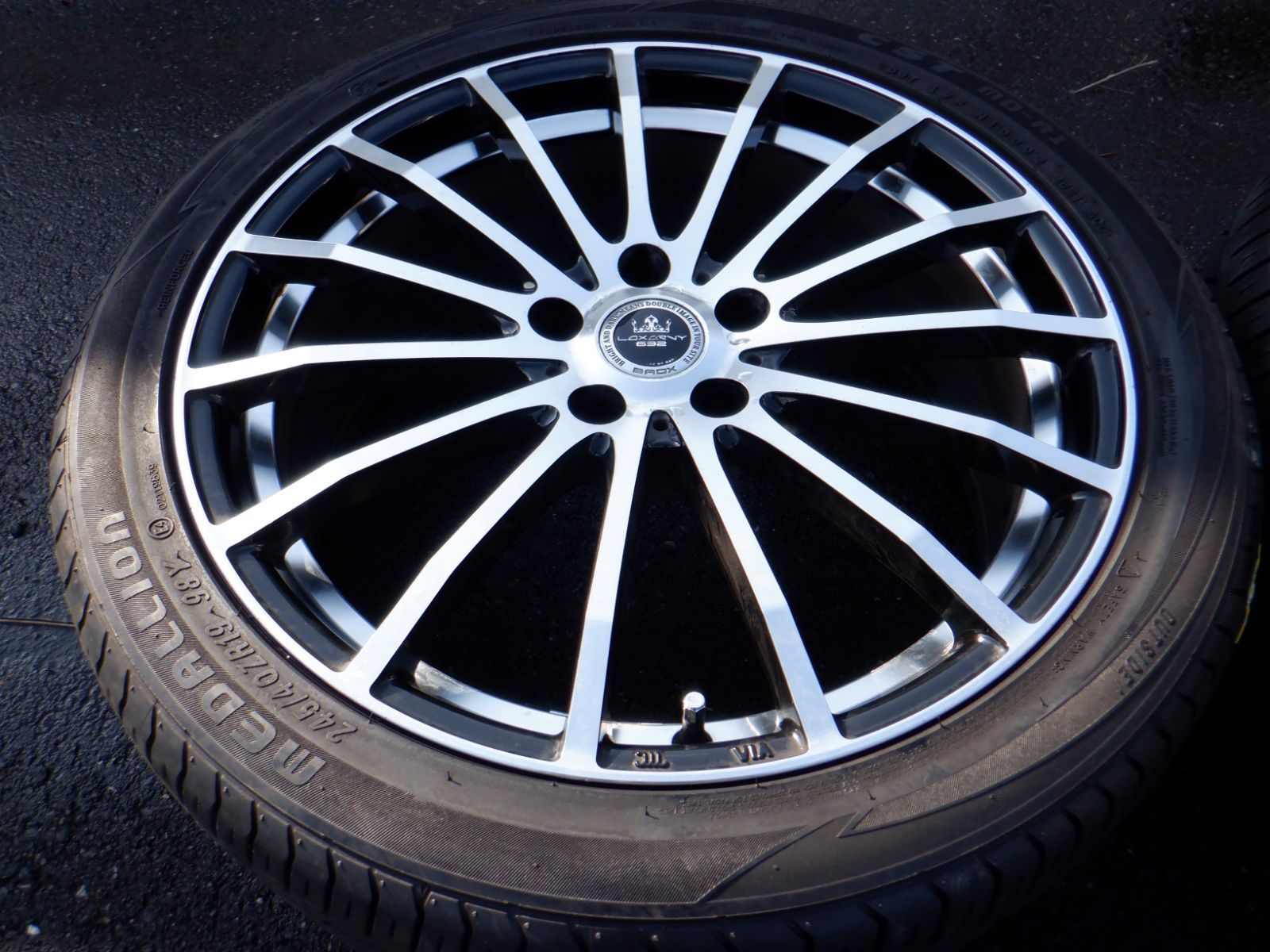BADX バドックス 632 LOXARNY ロクサーニ F 15 １９インチタイヤセット アルファード ヴェルファイア ハリアーなどに