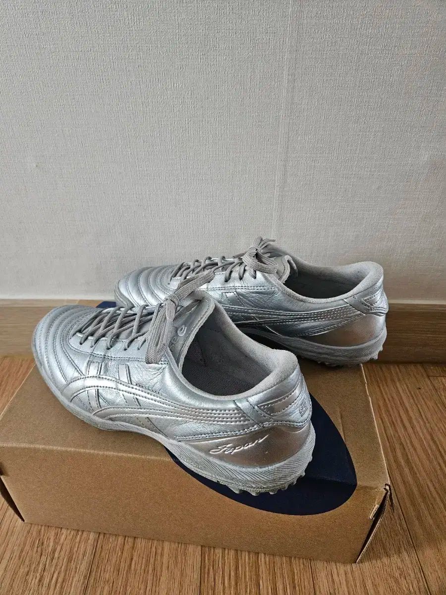  アシックス C 3 FF TF サッカーシューズ シルバー 245 フットサルシューズ シューズ