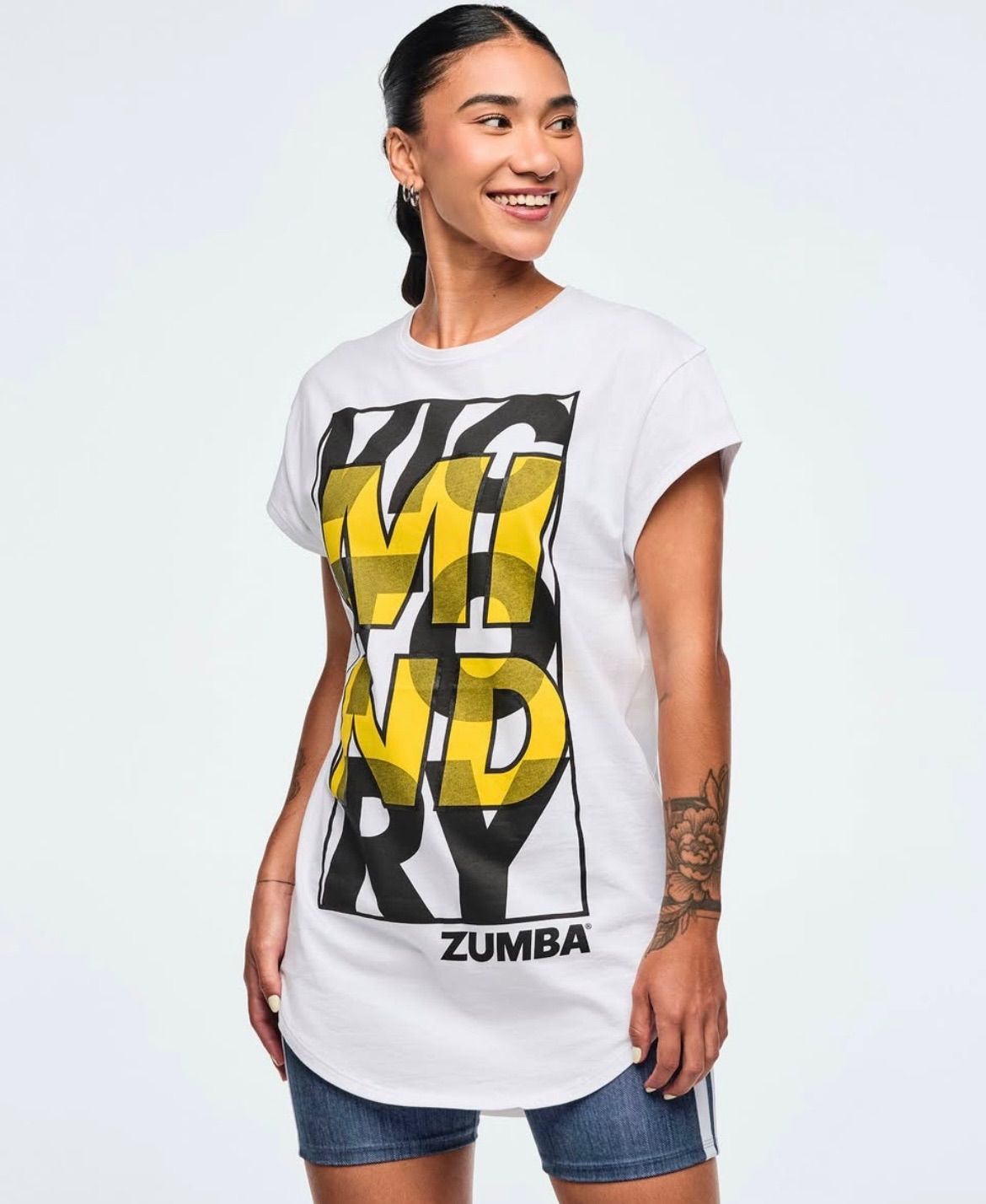 ZW Mens Crew Neck Round Hem Tee ズンバ 正規品 ZUMBA - メルカリ