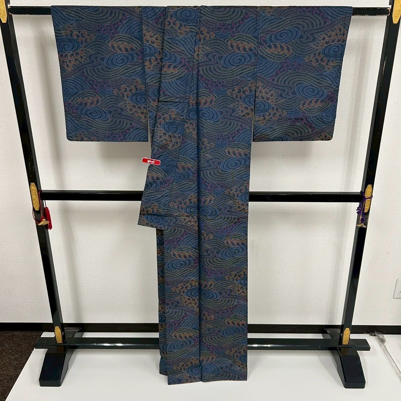 本場大島紬 色大島 横双 荒波 素敵な絣柄 正絹 着物 MK-886 - メルカリ