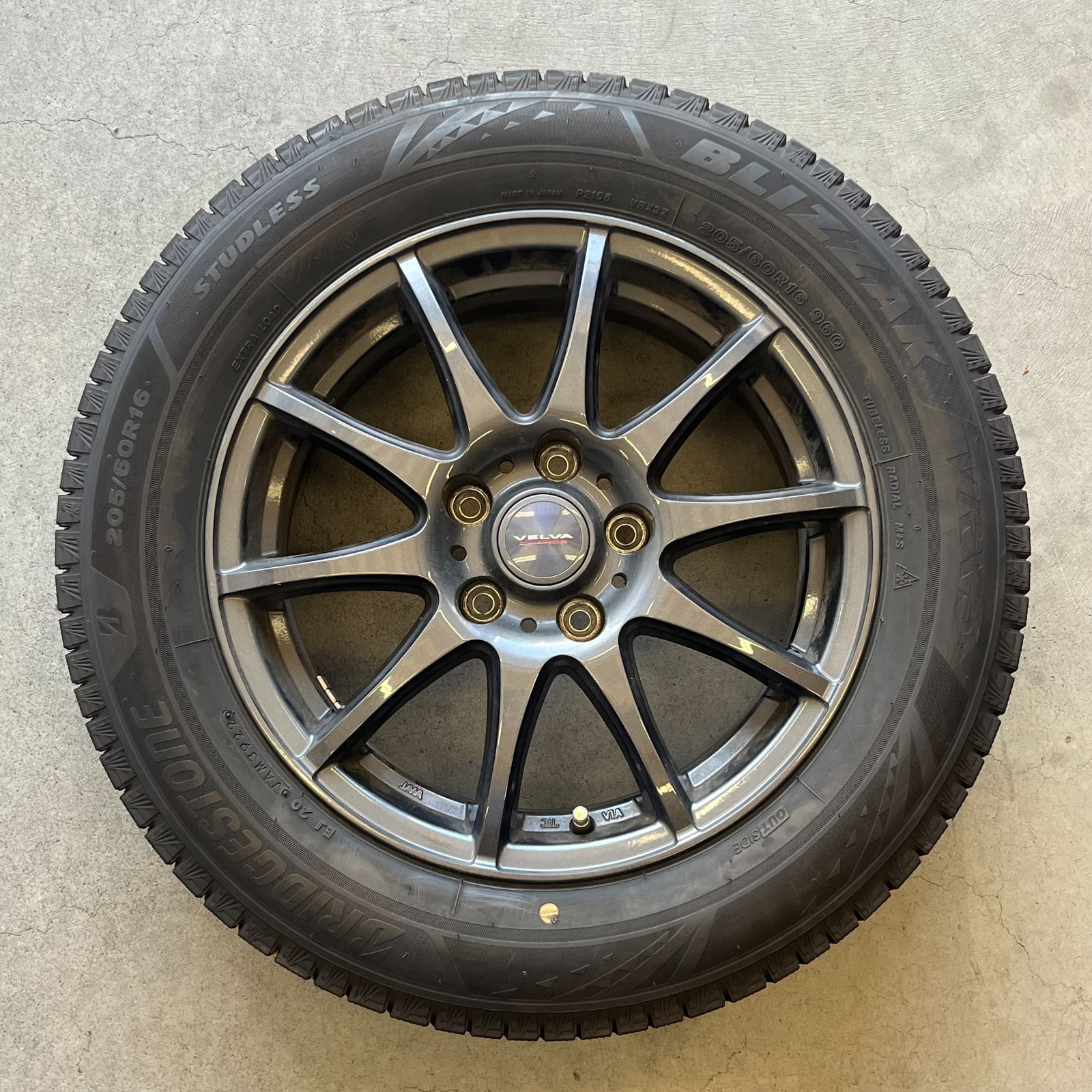  ジューク等 205 60 16インチ スタッドレスタイヤ アルミホイール B 44 16インチ タイヤ ホイールセット