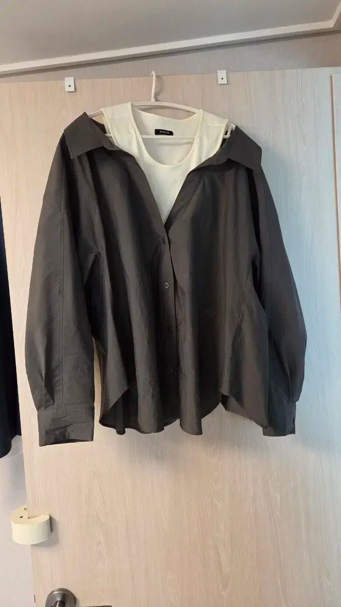 ハンサムシステム ノースリーブ レイヤード ルーズフィット シャツ