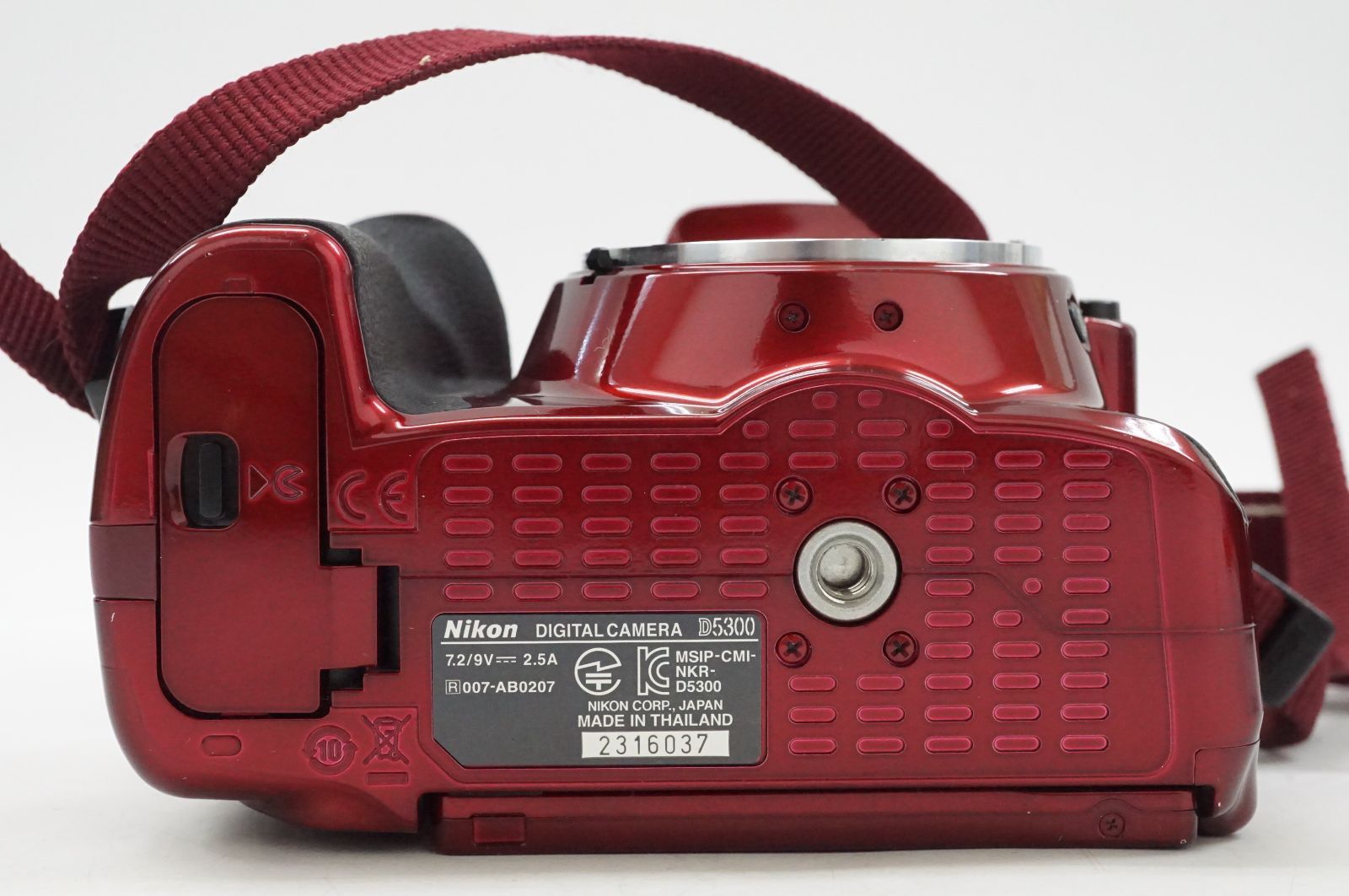  C 021909 1 Nikon D 5300 デジタル一眼レフ 35㎜ Ｆ1 8 単焦点レンズ デジタル一眼レフ デジタルカメラ