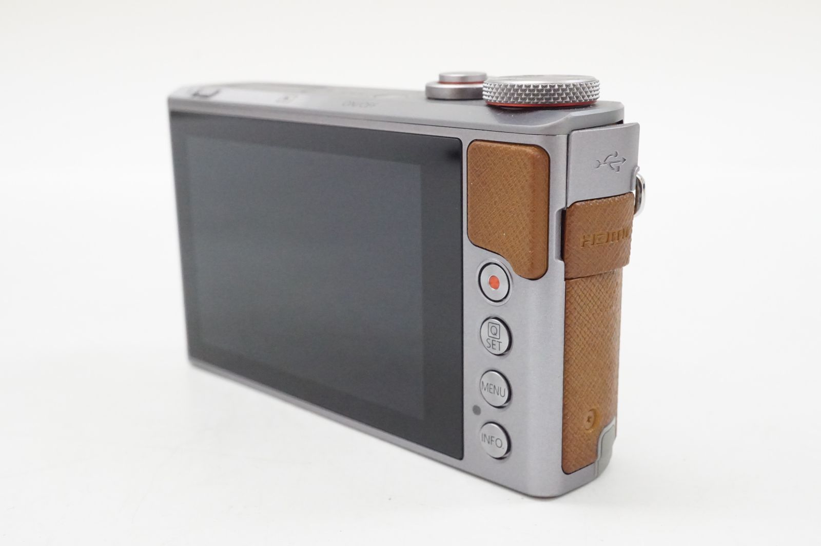 コンパクトデジタルカメラ ケース付き