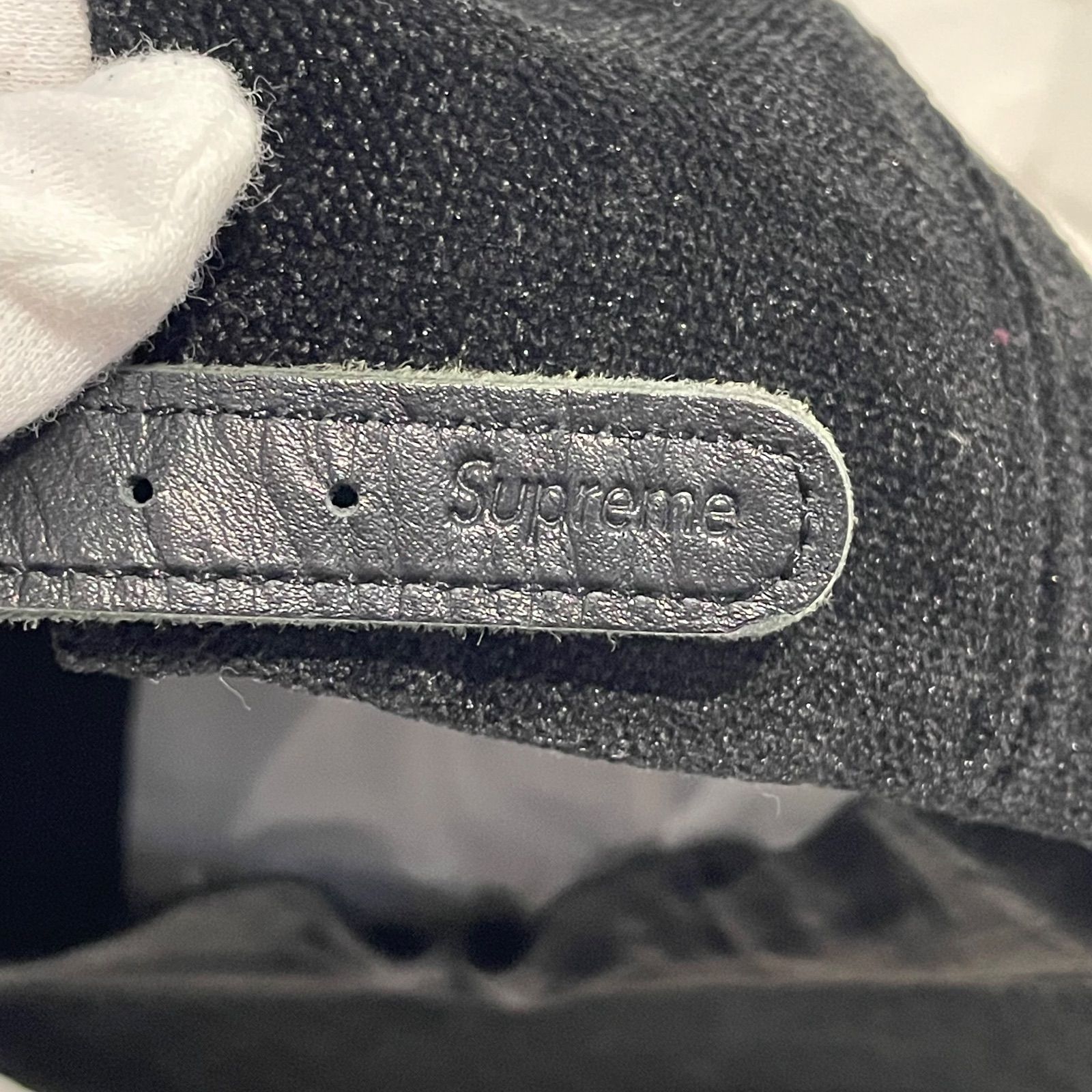 Supreme シュプリーム