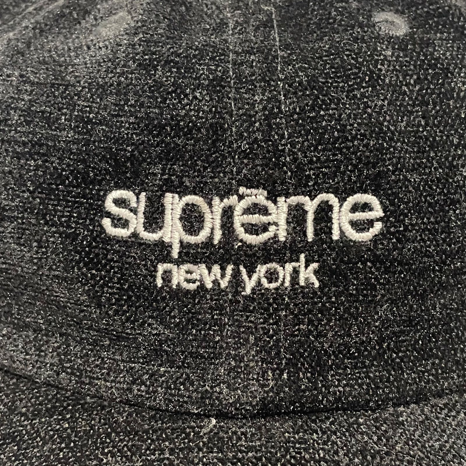 Supreme シュプリーム