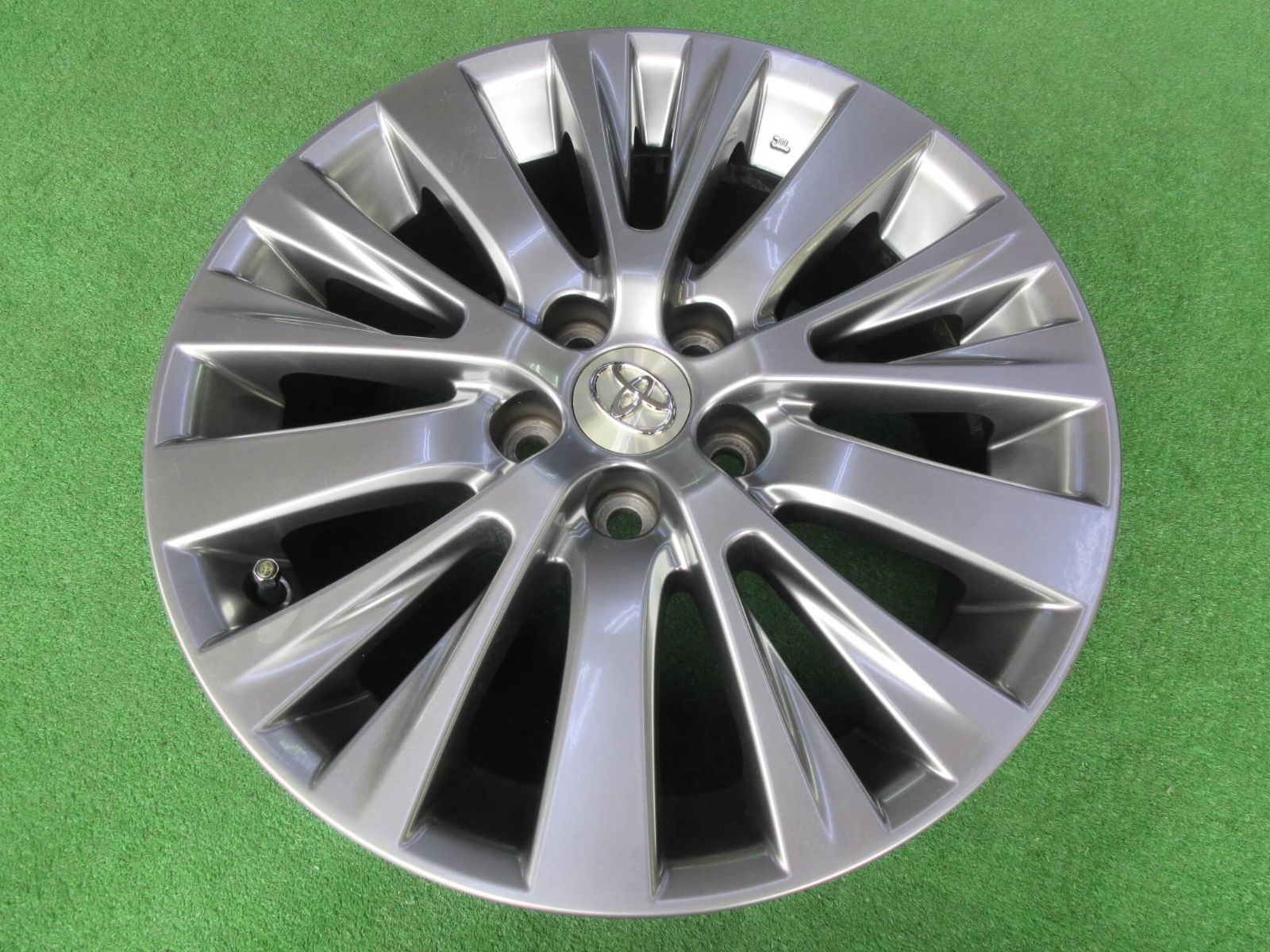 2０系後期ヴェルファイア ホイール