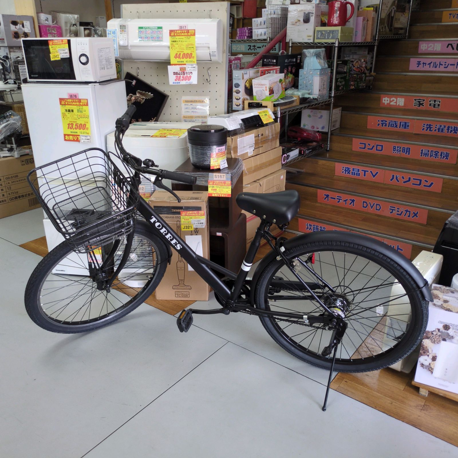 J 530 サドルに多少破れ有り 軽快自転車 TORRES 6段 LEDオート 27 5インチ