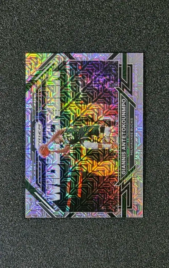 プリズム ヤニス アデトクンボ 25限定 模造