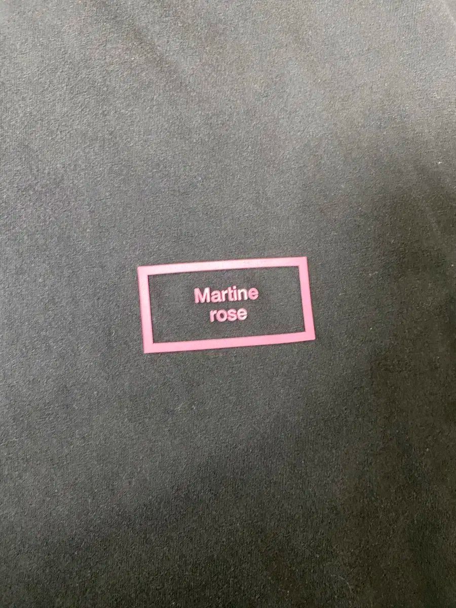 L マーティン ローズ Classic 半袖 PIGMENT ダイ ボックスロゴ