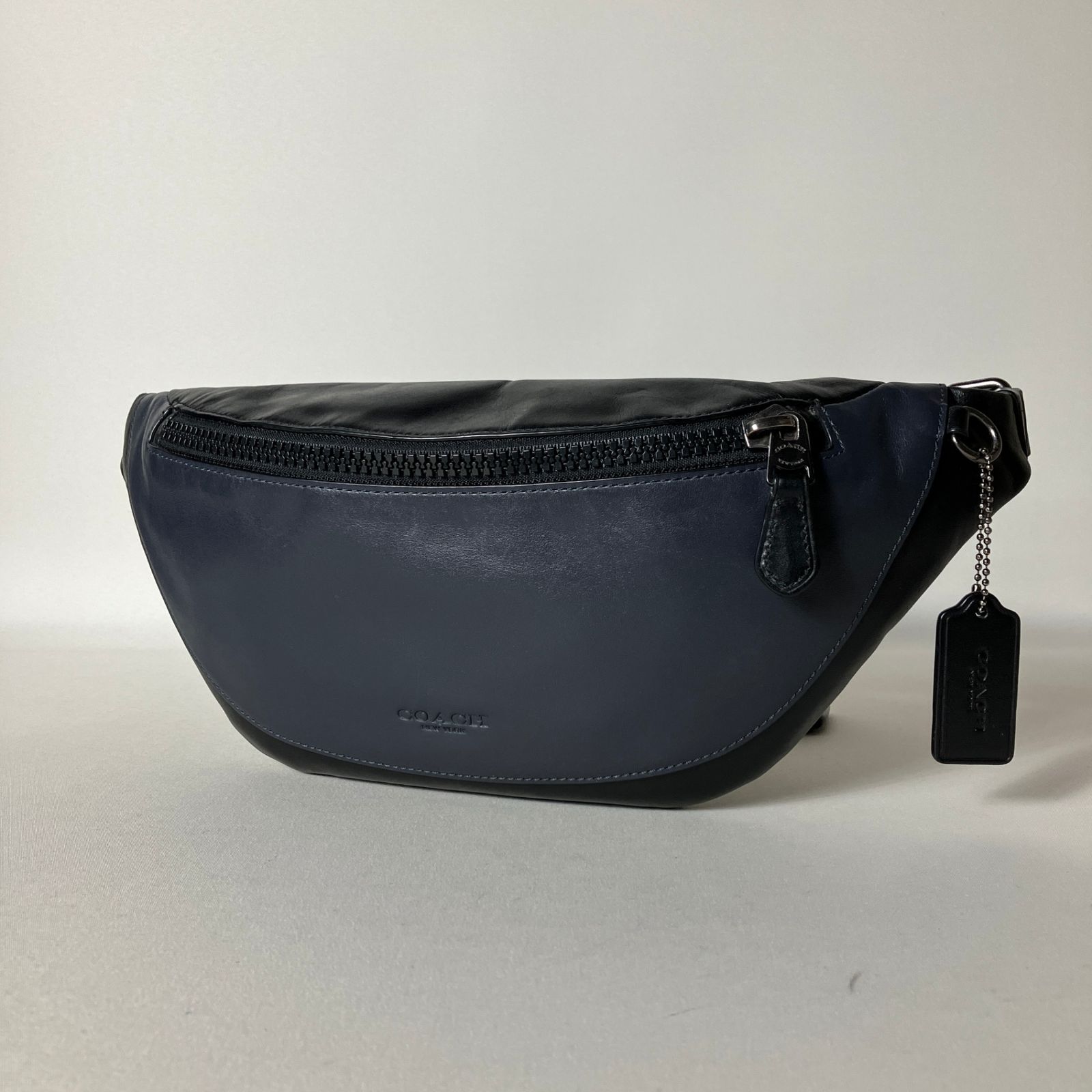 2510-216｜ ｜コーチ ボディバッグ レザー バイ