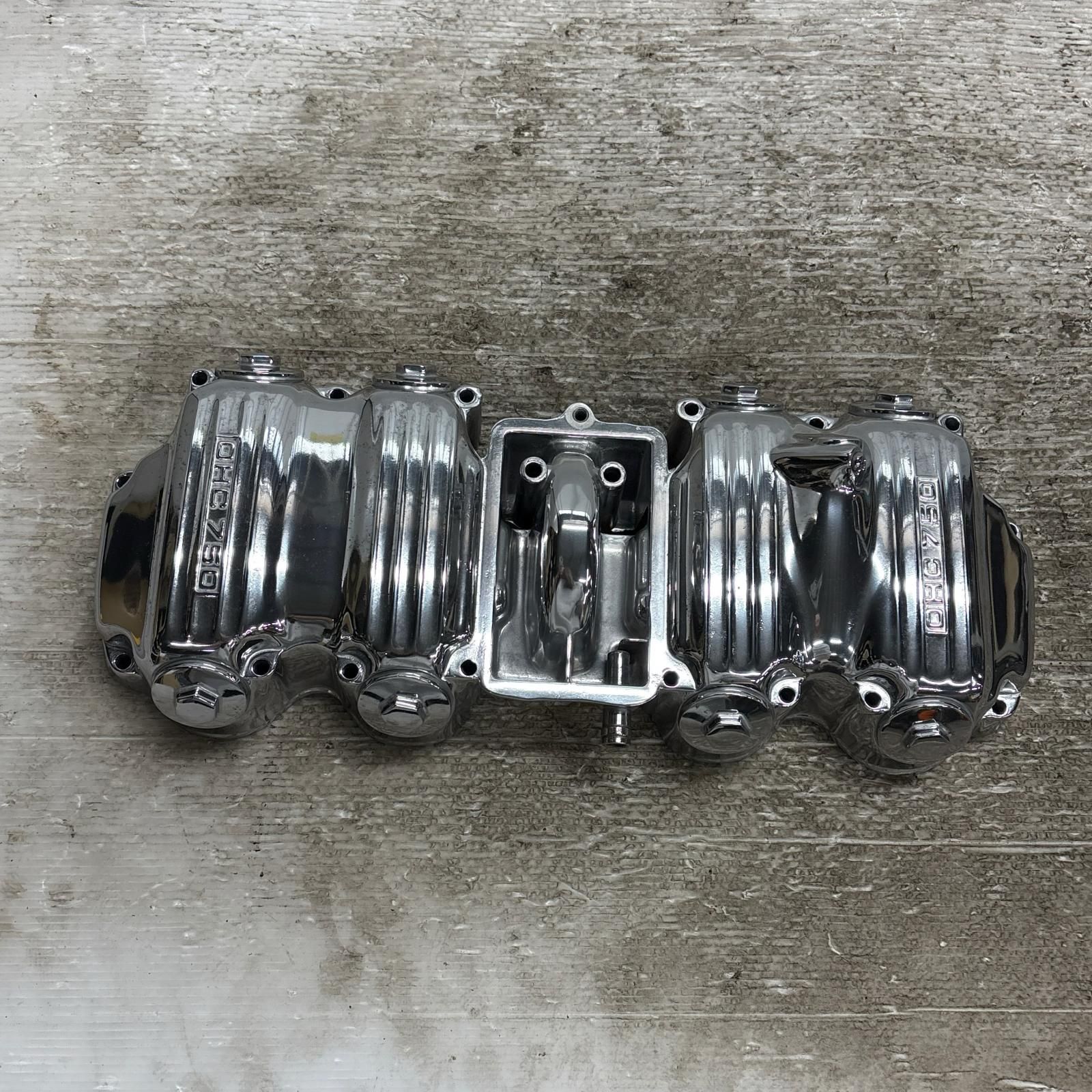 HONDA CB 750 K シリンダーヘッドカバー バレル研磨仕上げ ホンダ