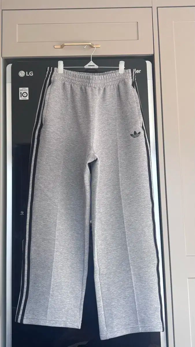アディダス トレーナー ワイド パンツ s