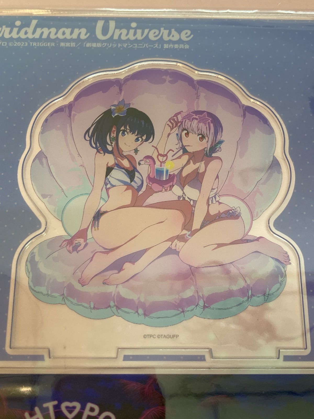 グリッドマンユニバース ナイトプールver. アクリルジオラマ　３種セット くじコレ - 『グリッドマン ユニバース』ナイトプールver. 販売終了！