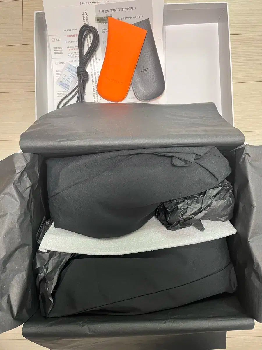  260 Kinch! 808 チュール ブラック ローファー ブーツ 革靴