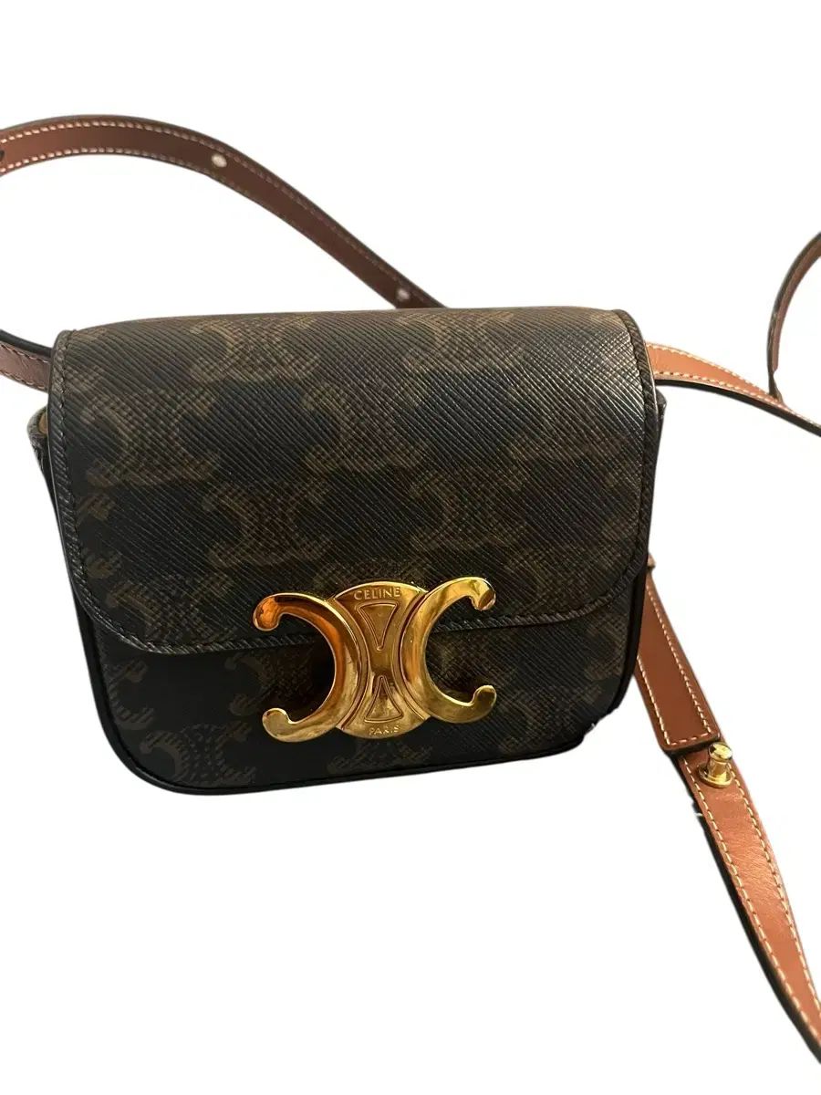 セリーヌ トリオンフ クロスバック