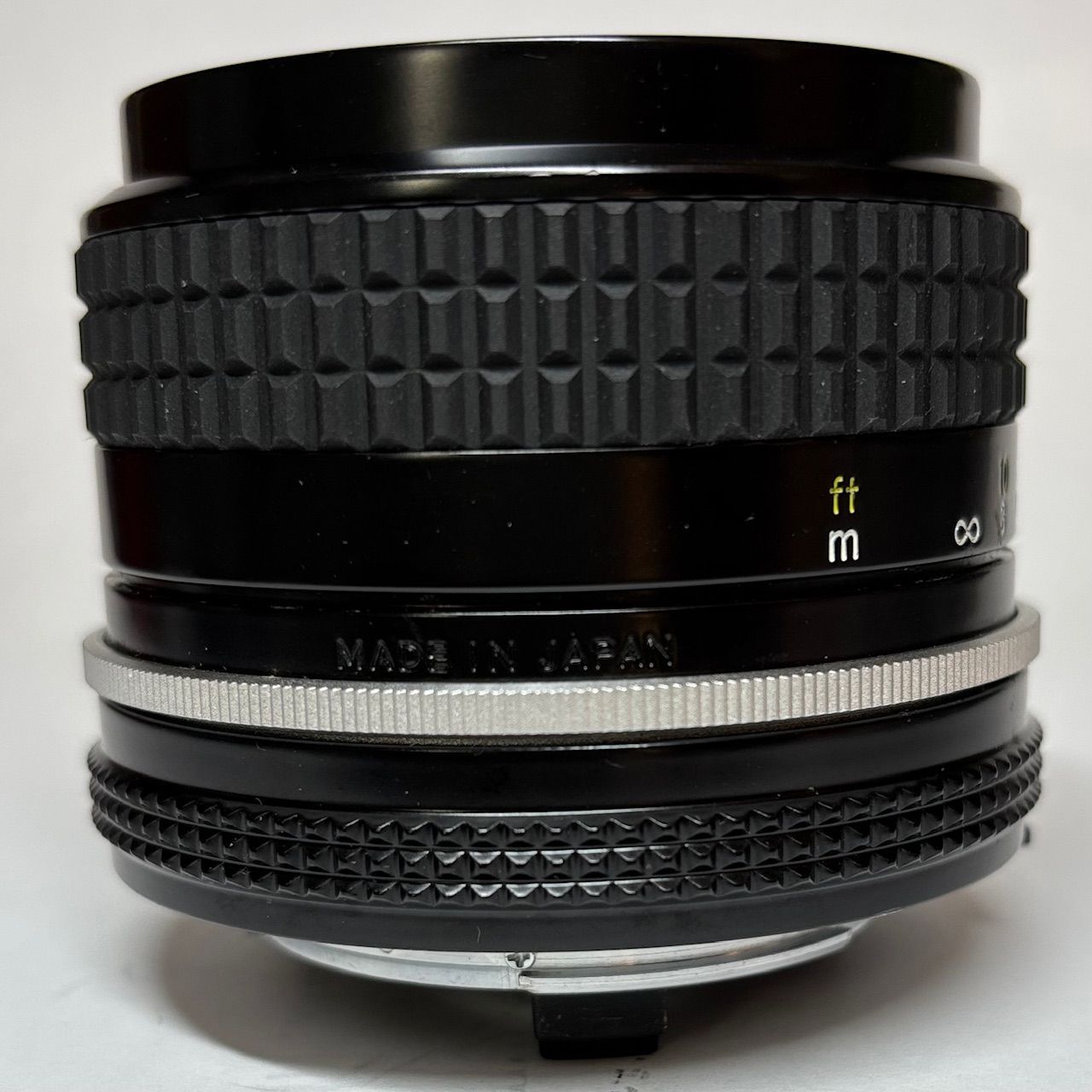 Nikkor Ai-S 24mm f2.8 広角固定焦点レンズ(# 4153) Nikon Nikkor Ai 24mm f2.8 広角単焦点レンズ Nikon Fマウント Film