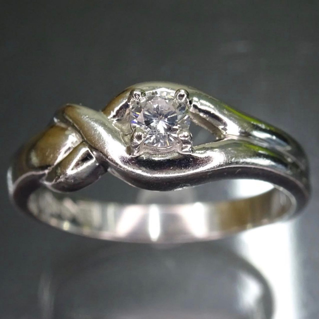 プラチナ pt 900 天然ダイヤモンド0.11 ct デザイン リング 指輪 約10号 総重量約3.91 g ジュエリー 宝石 貴金属 メンズ レディース 男女兼用 ジュエリーショッププライス Shops