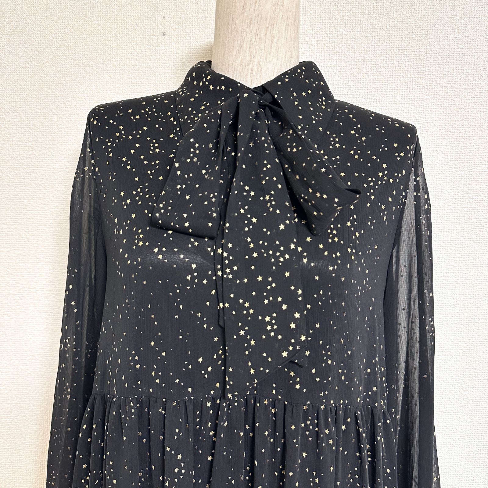 AMERI TWINKLE WIDENING DRESS 星柄箔プリント シアー素材 襟付き