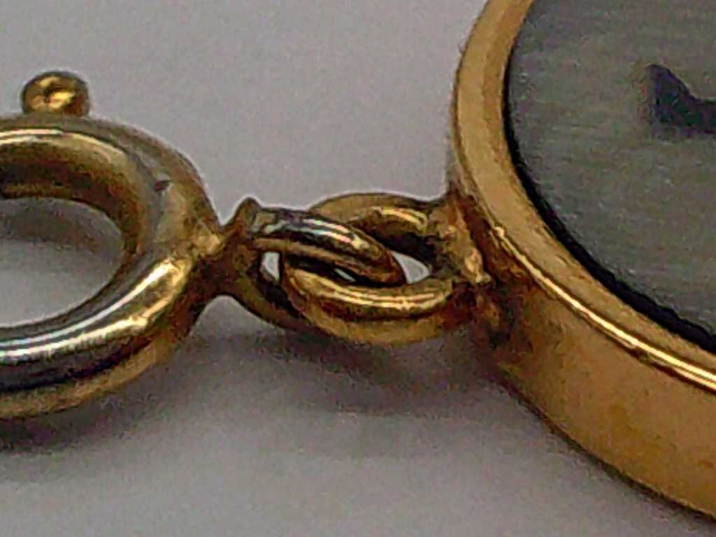 ペンダントトップ