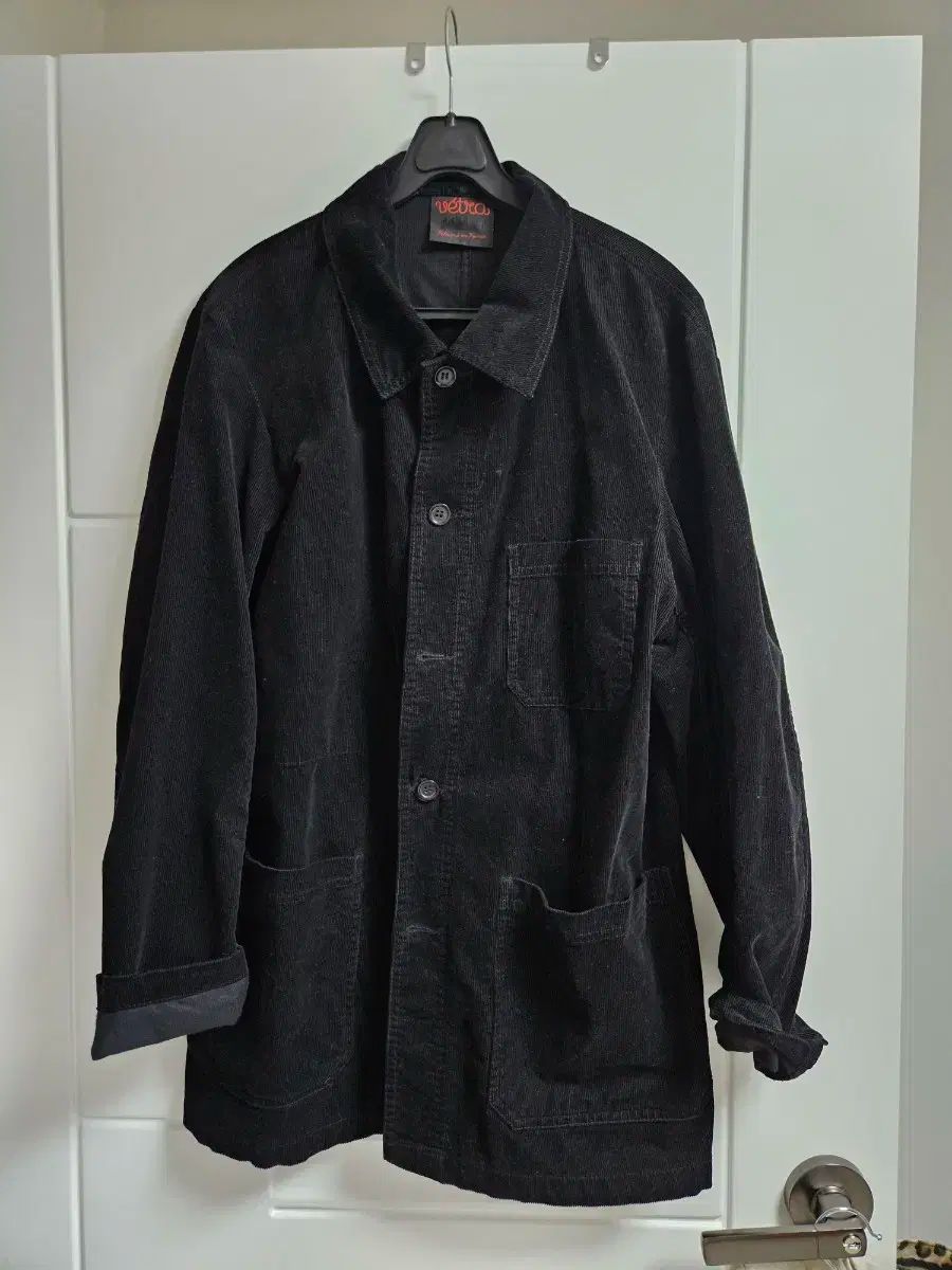 ベトラ ブラック コーデュロイ ウォーク ジャケット