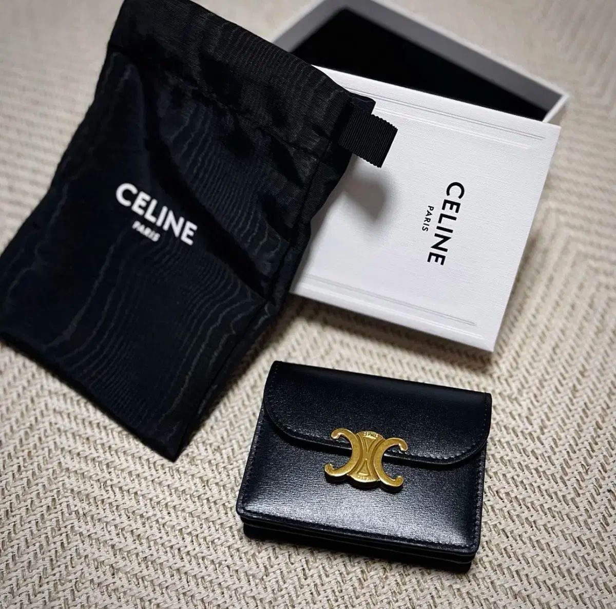 セリーヌ トリオンフ 二つ折り財布 ブラック フルセット