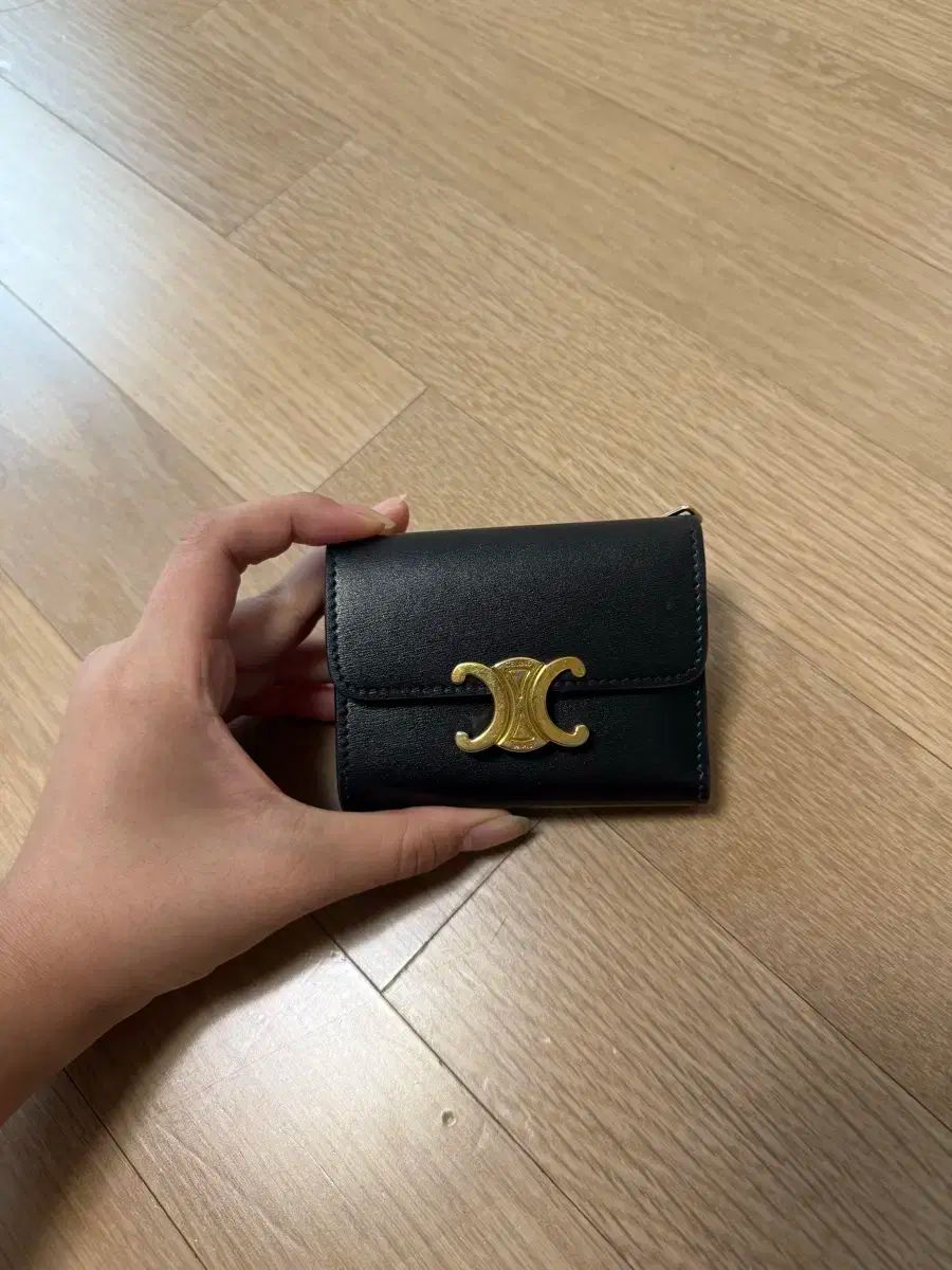 セリーヌ トリオンフ 二つ折り財布 ブラック フルセット