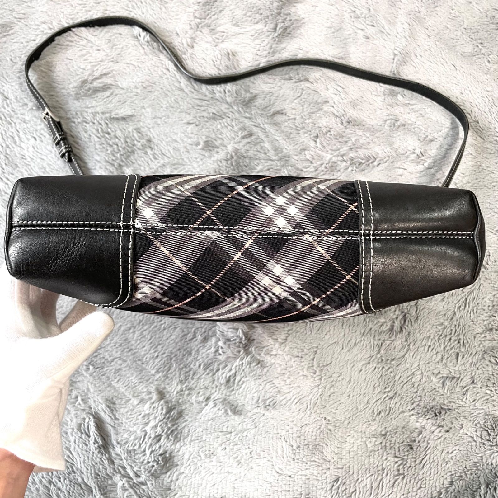 バーバリーブルーレーベル ショルダーバッグ