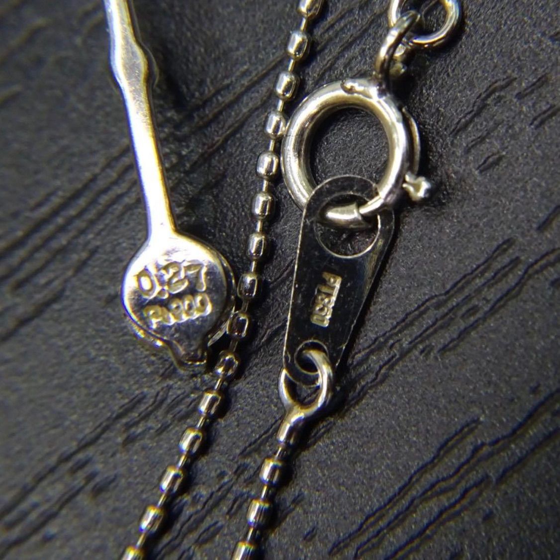 デザイン ペンダントトップ