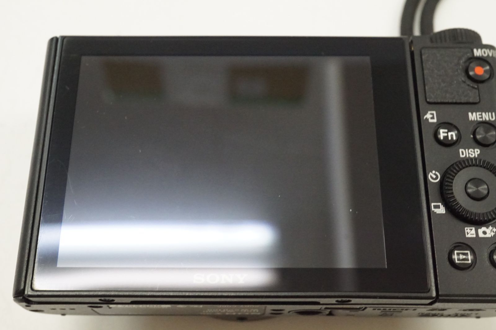 コンパクトデジタルカメラ