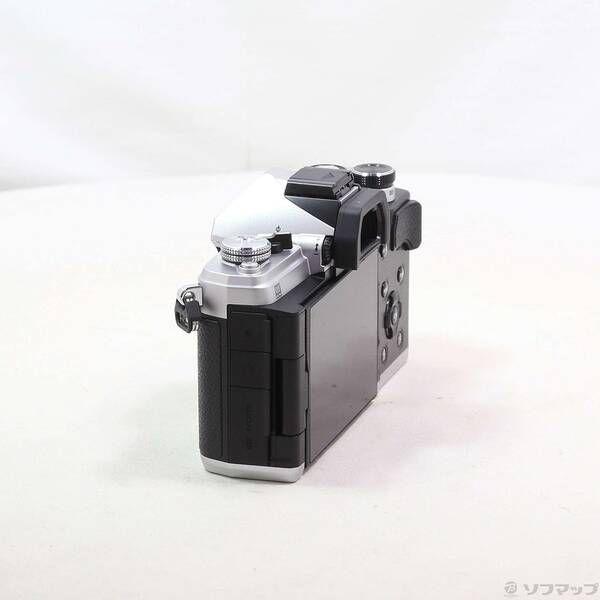 〔 品〕 OM SYSTEM OM-3 ボディ シルバー 276