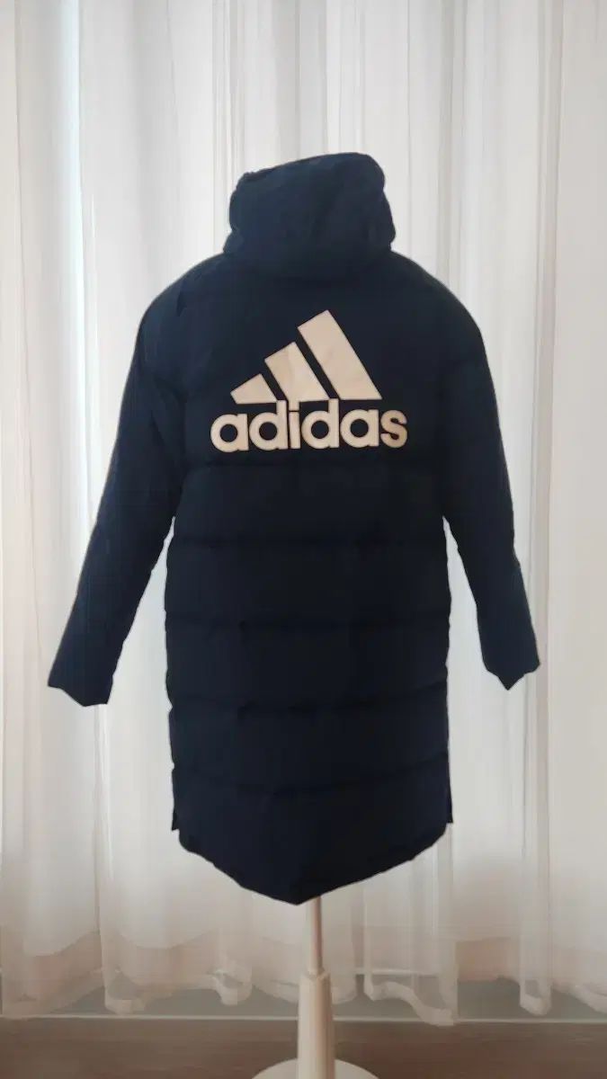 アディダス キッズ ダウンジャケット ロング丈