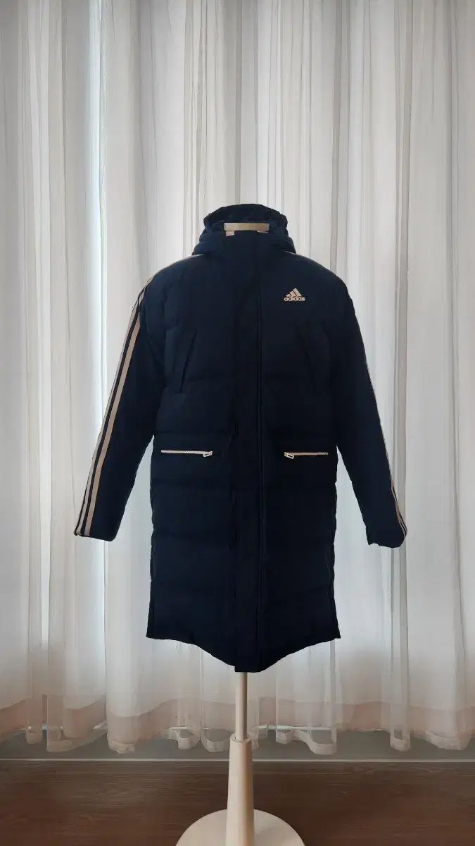 アディダス キッズ ダウンジャケット ロング丈