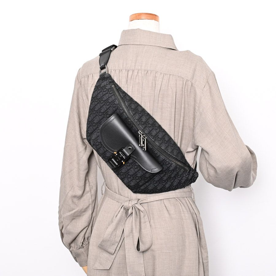 ディオール ボディバッグ