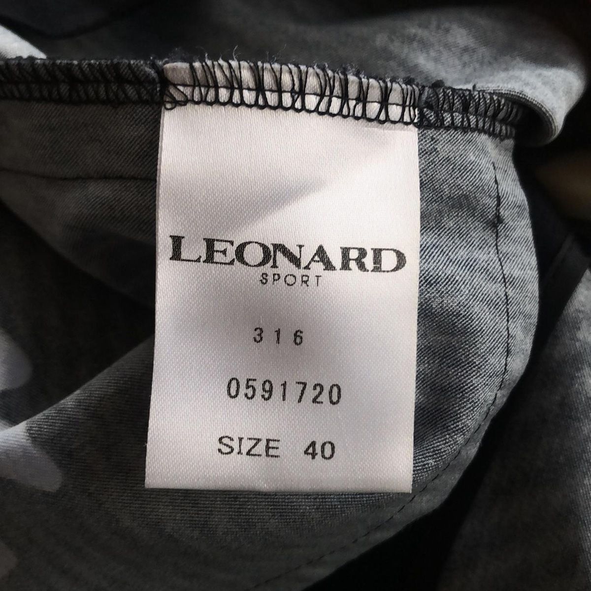 LEONARD SPORT(レオナールスポーツ) スカートスーツ レディース - 黒