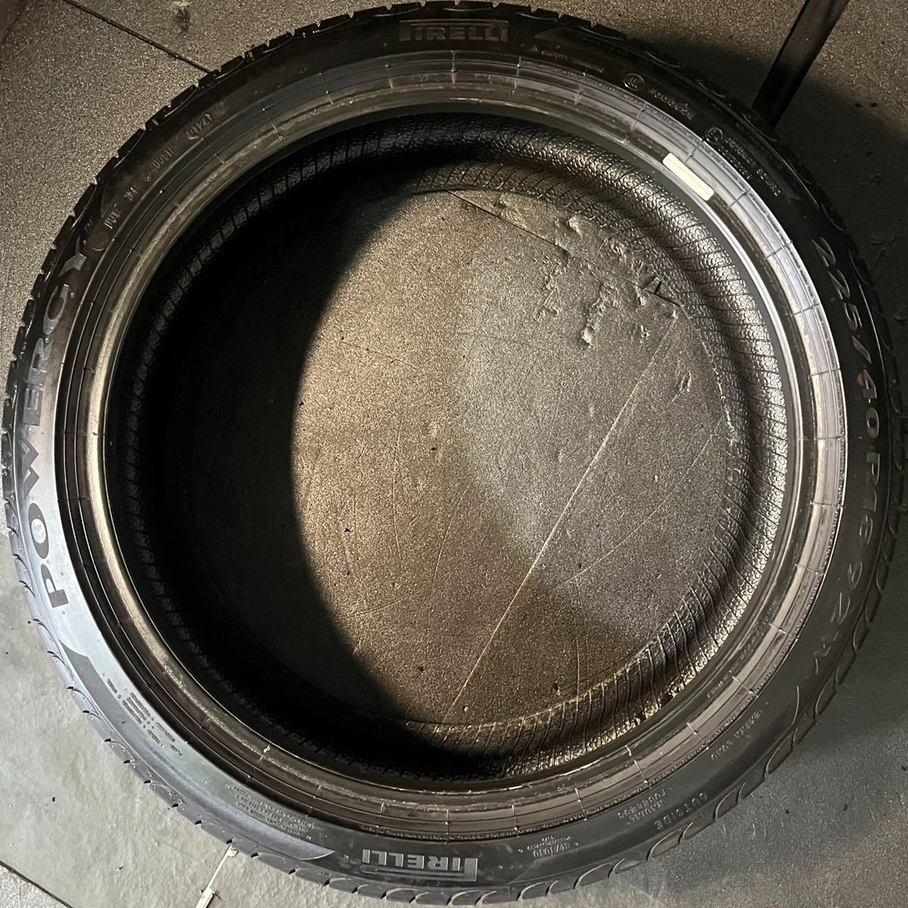  製 約9～9 2分山 ピレリ PIRELLI パワジー POWERGY 225 40 R 18 2本 h_675 18インチ サマータイヤ ノーマルタイヤ