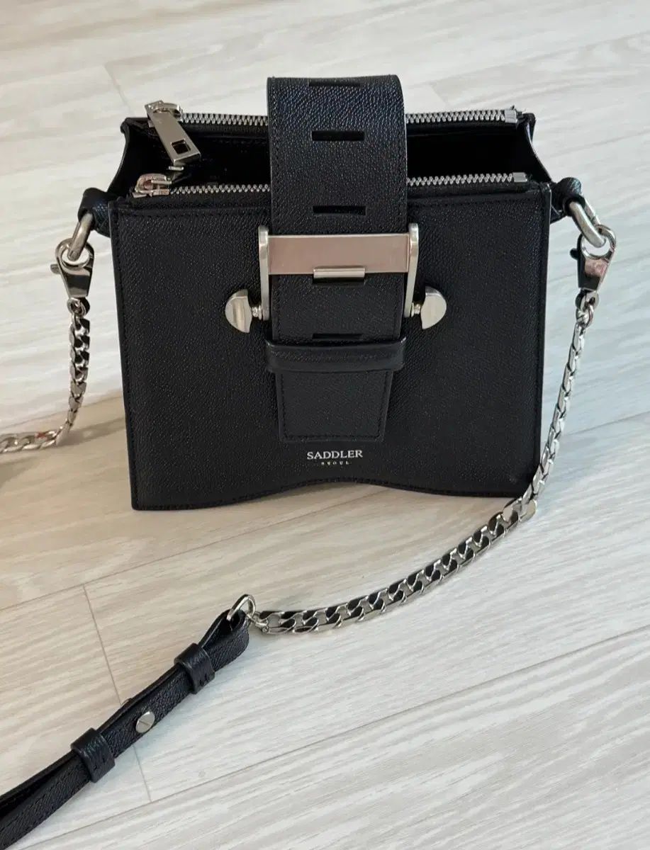 新サドルSEOUL バッグ ミニバック