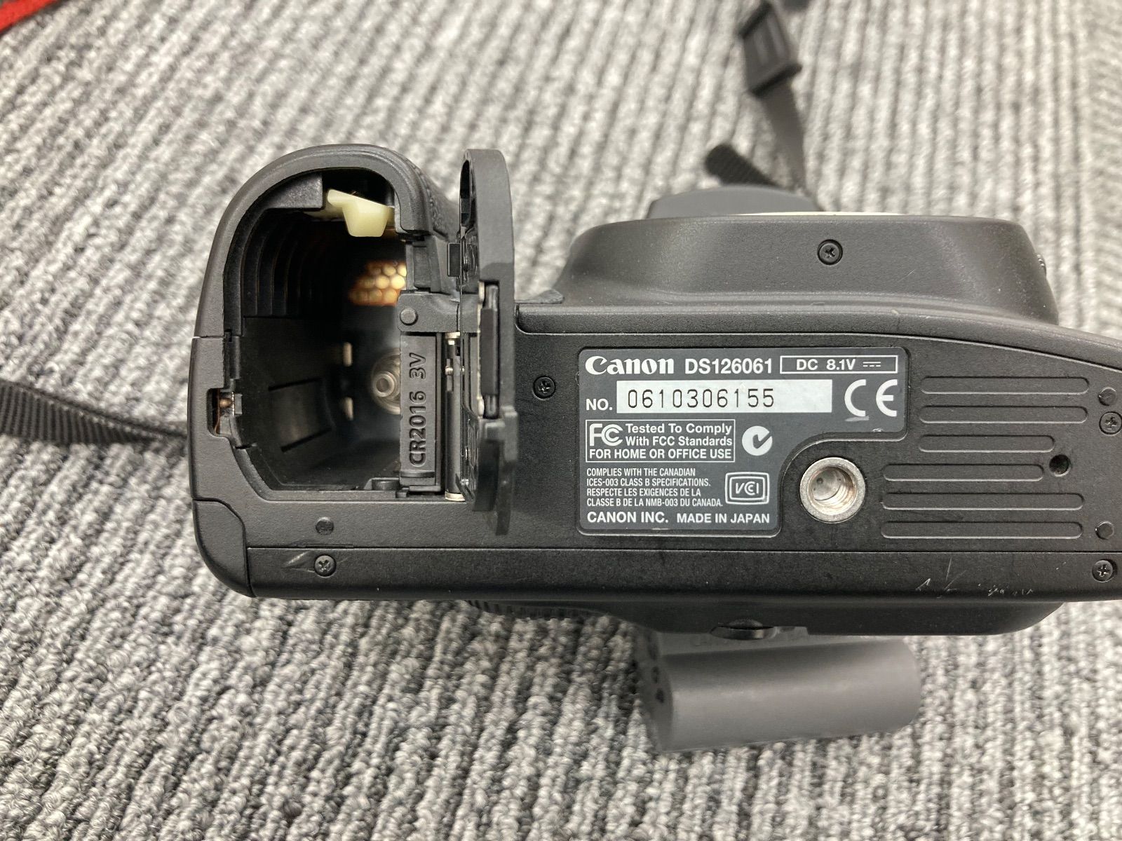 デジタル一眼レフカメラ 望遠レンズ付き