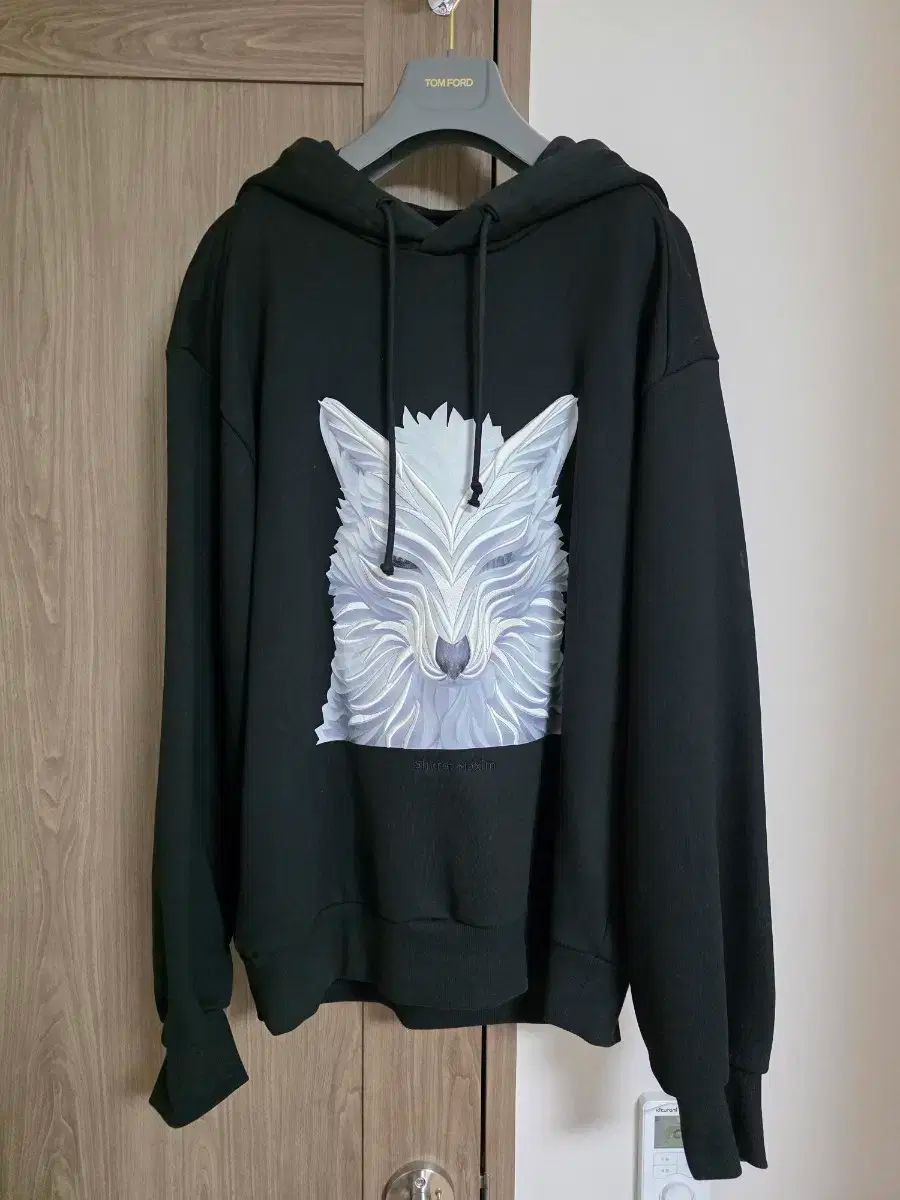 ジュンジェイ シュークリークト マキシム 狼 フーディー 48