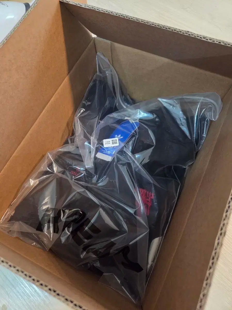 アディダス MANCHESTER UNITED FC トラックジャージ ウィンドブレーカー IS6525 2XL